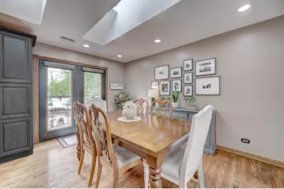 7215 Larchwood Lane, Woodridge, IL 60517 - Photo 8