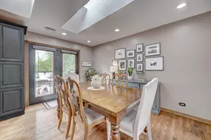 7215 Larchwood Ln, Woodridge, IL 60517 - Photo 8