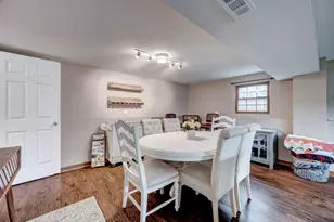 7215 Larchwood Ln, Woodridge, IL 60517 - Photo 16