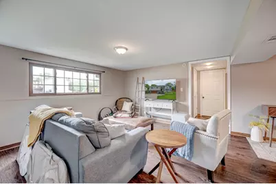 7215 Larchwood Lane, Woodridge, IL 60517 - Photo 18