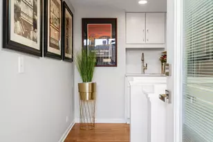 1740 N Clark St, Chicago, IL 60614 - Photo 20