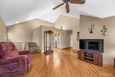 1986 Rosemary Circle, Lake Holiday, IL 60548 - Photo 8