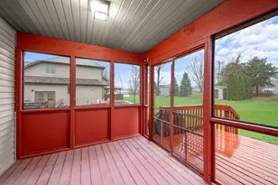 1986 Rosemary Cir, Lake Holiday, IL 60548 - Photo 14