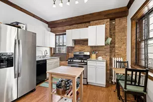 1212 W North Shore Ave, Chicago, IL 60626 - Photo 10