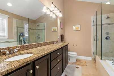 4910 W Catalpa Avenue, Chicago, IL 60630 - Photo 10