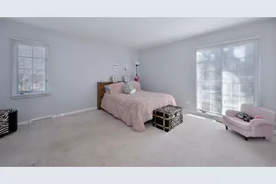 1620 Pheasant Trail, Inverness, IL 60067 - Photo 18