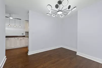 2300 Windsor Mall Court #2E, Park Ridge, IL 60068 - Photo 8