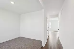 462 Vista Dr, Hampshire, IL 60140 - Photo 2