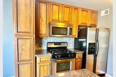 575 Greystone Lane #A2, Wheeling, IL 60090 - Photo 4