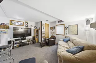 1839 Kerrybrook Ct, Sycamore, IL 60178 - Photo 18