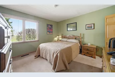 1839 Kerrybrook Court #-, Sycamore, IL 60178 - Photo 10