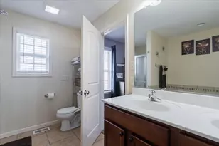 2511 Grey Fox Trail, Bloomington, IL 61705 - Photo 20