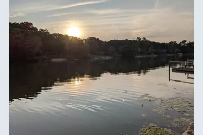 23940 N Lakeside Drive, Lake Zurich, IL 60047 - Photo 2