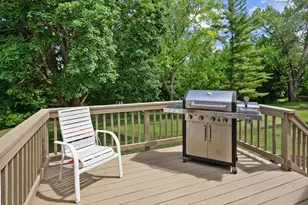 703 Crestview Dr, Ingleside, IL 60041 - Photo 32