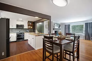 703 Crestview Dr, Ingleside, IL 60041 - Photo 8