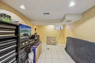 3832 N Oak Park Ave, Chicago, IL 60634 - Photo 18