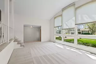 [Address not provided], Arlington Heights, IL 60004 - Photo 6