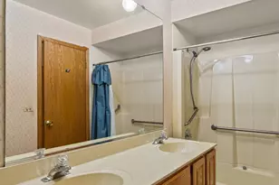 [Address not provided], Arlington Heights, IL 60004 - Photo 12