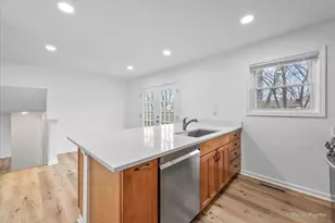 [Address not provided], Crystal Lake, IL 60014 - Photo 8