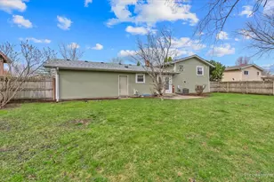 [Address not provided], Crystal Lake, IL 60014 - Photo 28