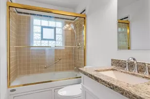 [Address not provided], Crystal Lake, IL 60014 - Photo 16