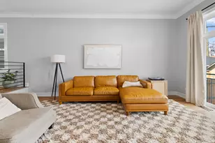 5004 W Argyle St, Chicago, IL 60630 - Photo 14