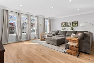 5004 W Argyle St, Chicago, IL 60630 - Photo 6