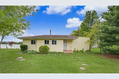 730 Bayshore Drive, Loda, IL 60948 - Photo 1