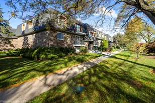 3222 Sanders Rd, Northbrook, IL 60062 - Photo 10