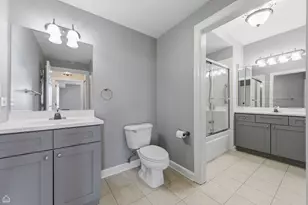 8400 Callie Ave, Morton Grove, IL 60053 - Photo 12