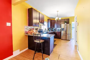 213 153rd Pl, Calumet City, IL 60409 - Photo 6