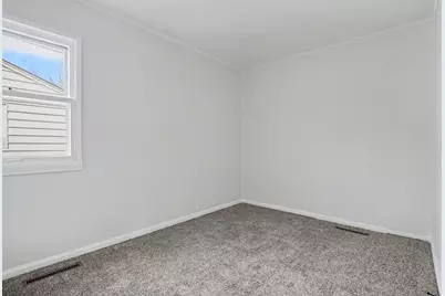 912 N Midland Avenue, Joliet, IL 60435 - Photo 12