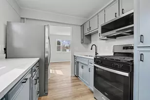 912 N Midland Ave, Joliet, IL 60435 - Photo 6