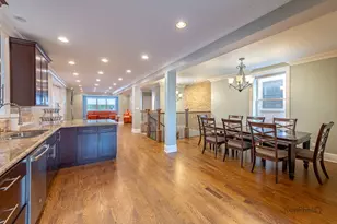 3639 N Troy St, Chicago, IL 60618 - Photo 8