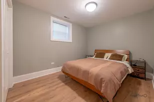 3639 N Troy St, Chicago, IL 60618 - Photo 18