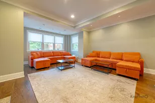 3639 N Troy St, Chicago, IL 60618 - Photo 2