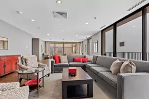 100 E Bellevue Pl, Chicago, IL 60611 - Photo 36