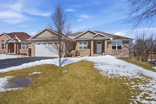 6444 Sunnybrook Ln, Machesney Park, IL 61115 - Photo 4