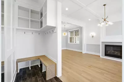 3721 W Wabansia Avenue, Chicago, IL 60647 - Photo 2