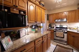 521 73rd St, Downers Grove, IL 60516 - Photo 8