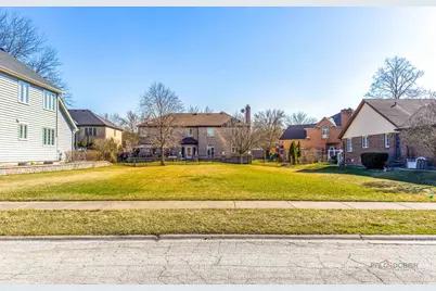 1309 E Brookwood Drive, Arlington Heights, IL 60004 - Photo 2