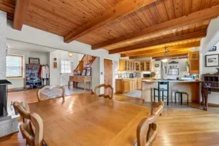 27052 W Lakeview Dr S, Lake Barrington, IL 60084 - Photo 10