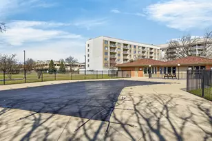 2000 St Regis Dr, Lombard, IL 60148 - Photo 24