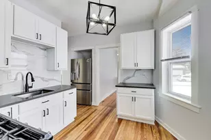 1638 Oakwood Ave, Des Plaines, IL 60016 - Photo 12