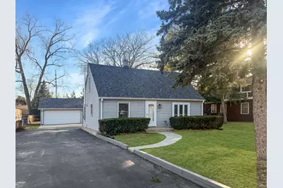 405 E Prairie Avenue, Lombard, IL 60148 - Photo 2