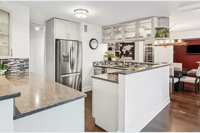 1030 N State Street #2GH, Chicago, IL 60610 - Photo 8