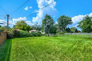 600 Willow St, Itasca, IL 60143 - Photo 16