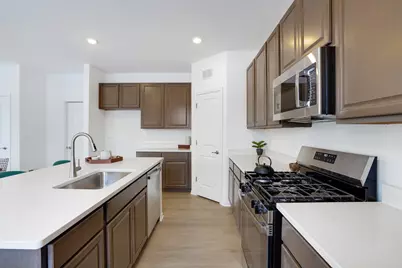 549 Ayre Drive, Elgin, IL 60124 - Photo 2