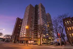 6301 N Sheridan Rd, Chicago, IL 60660 - Photo 2