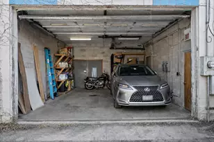 2016 W Concord Pl, Chicago, IL 60647 - Photo 28